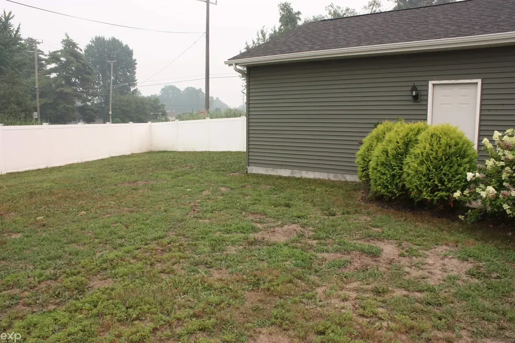 3616 Washington Street Burtchville Township MI 48059