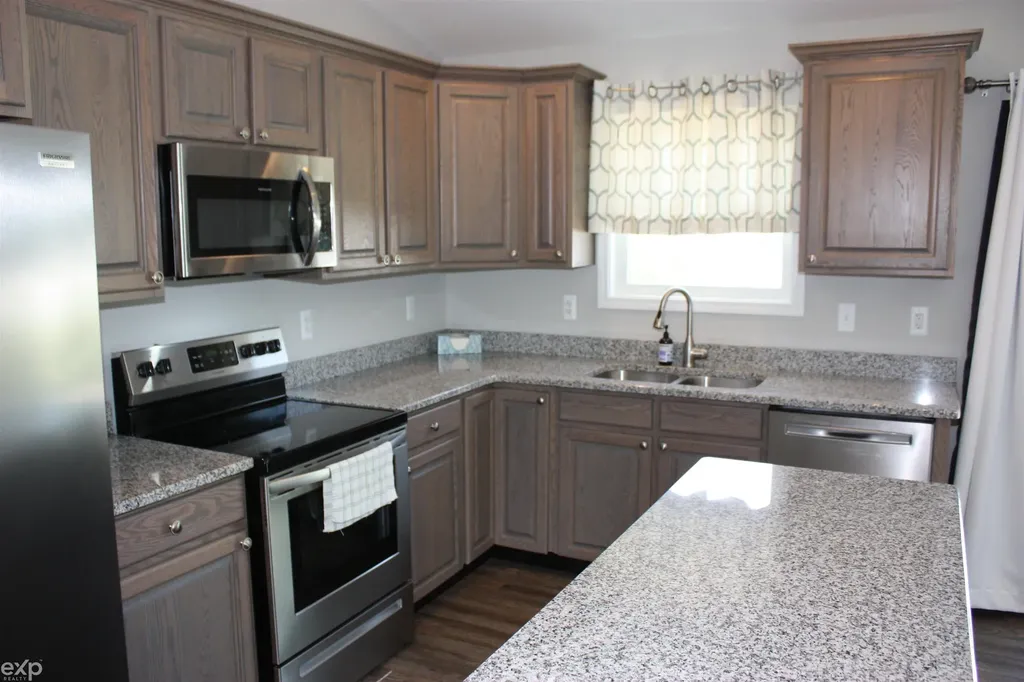 3616 Washington Street Burtchville Township MI 48059