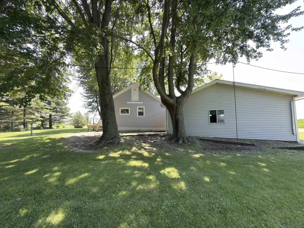 4951 Deckerville Road Marion Township MI 48427