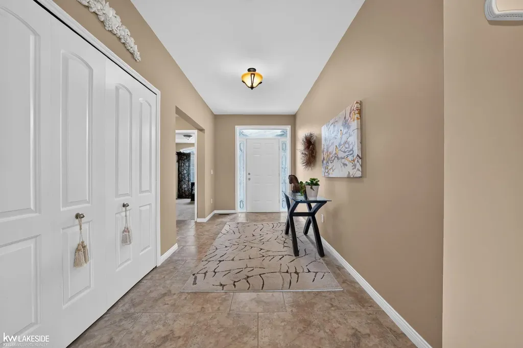 18508 Opal Drive Macomb Township MI 48042