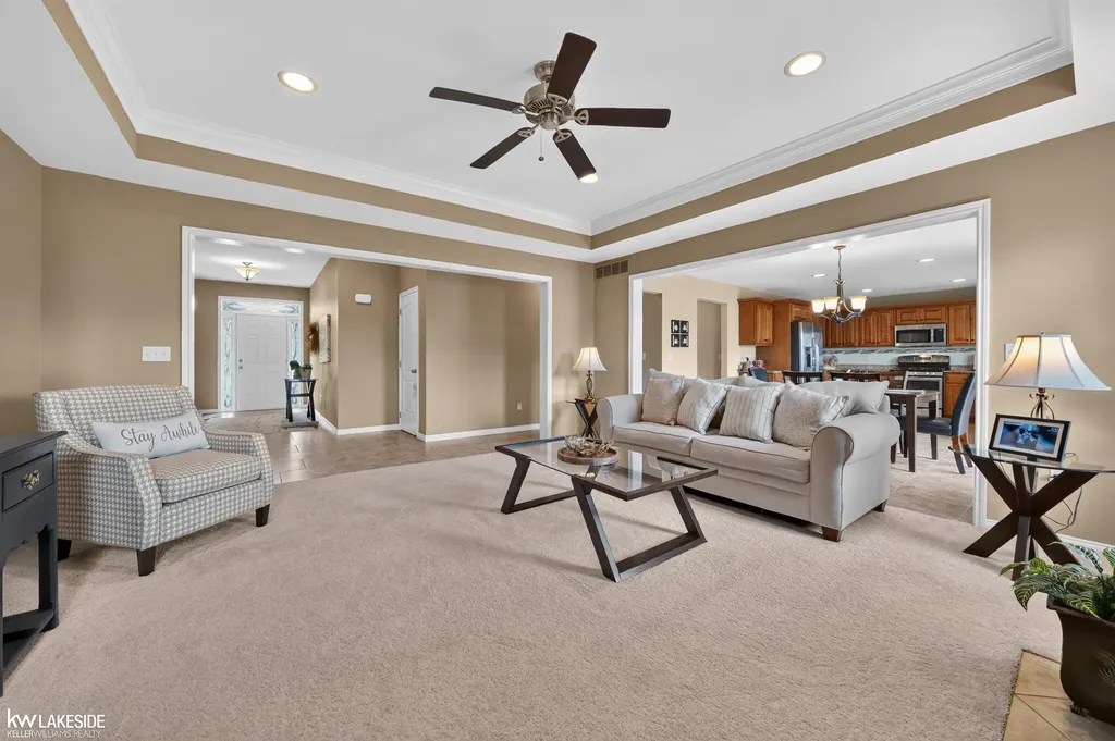 18508 Opal Drive Macomb Township MI 48042
