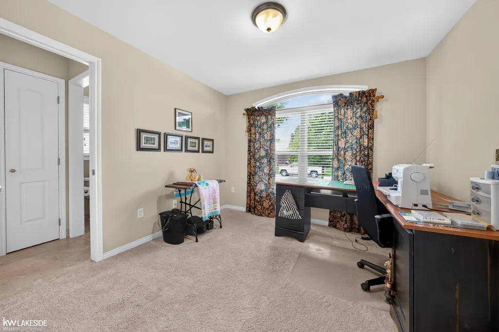 18508 Opal Drive Macomb Township MI 48042