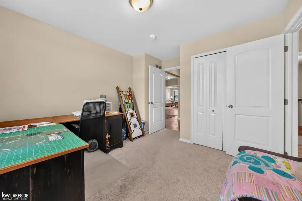 18508 Opal Drive Macomb Township MI 48042