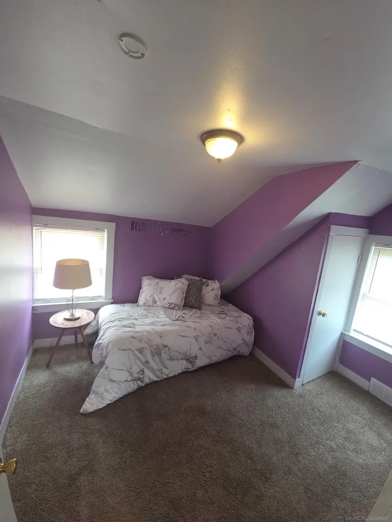 26786 Barrington Street Madison Heights City MI 48071