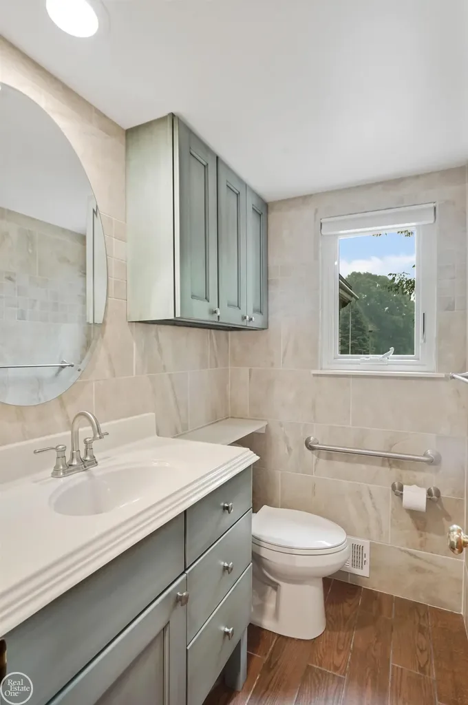41970 Jason Drive Clinton Charter Township MI 48038
