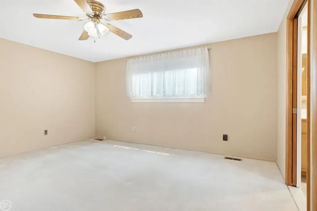41970 Jason Drive Clinton Charter Township MI 48038