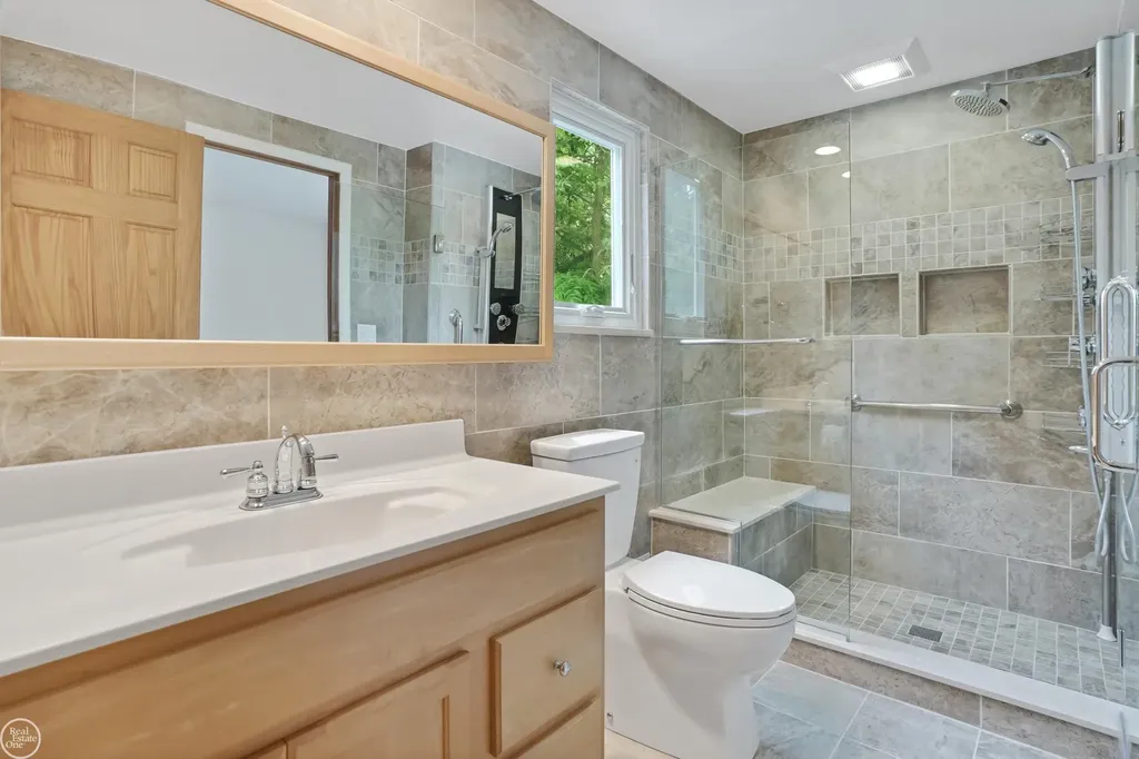 41970 Jason Drive Clinton Charter Township MI 48038