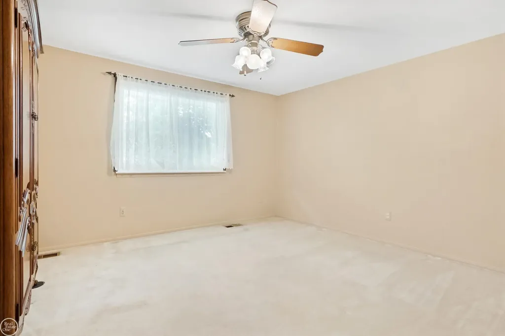 41970 Jason Drive Clinton Charter Township MI 48038