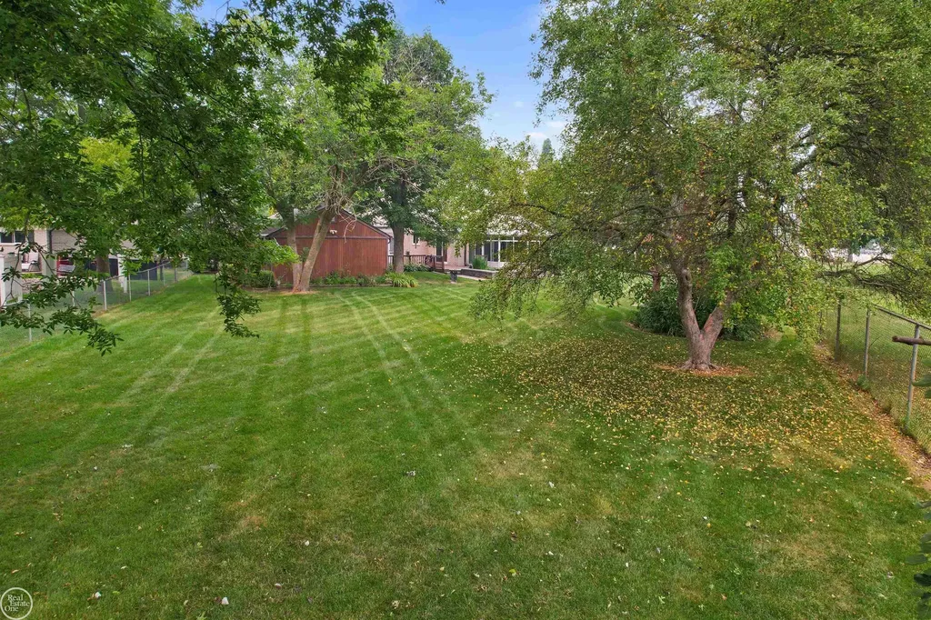41970 Jason Drive Clinton Charter Township MI 48038