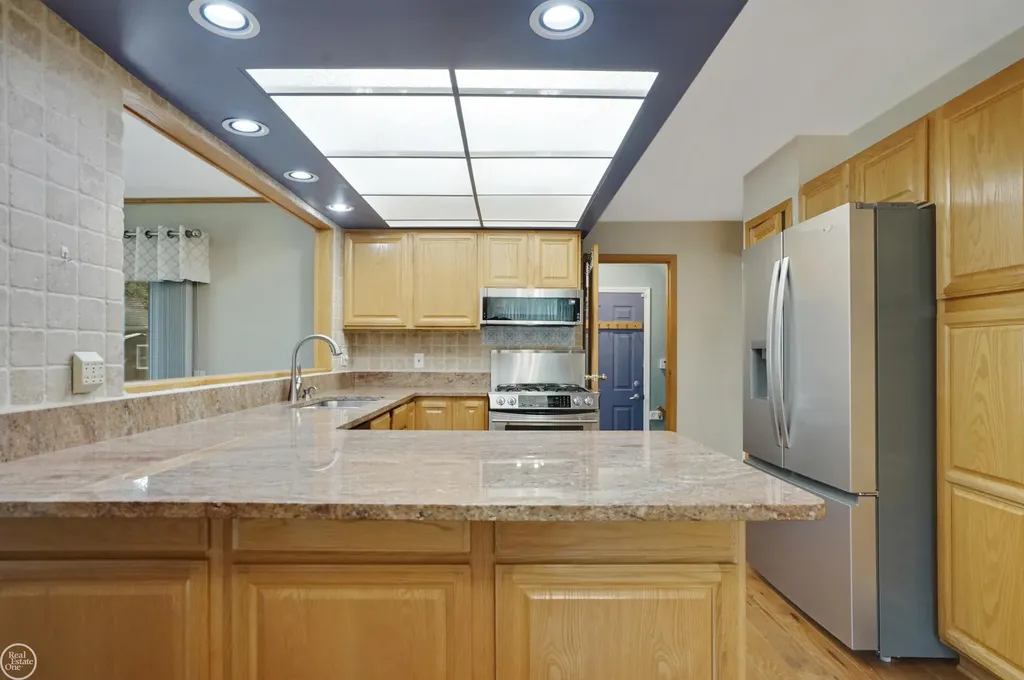 41970 Jason Drive Clinton Charter Township MI 48038