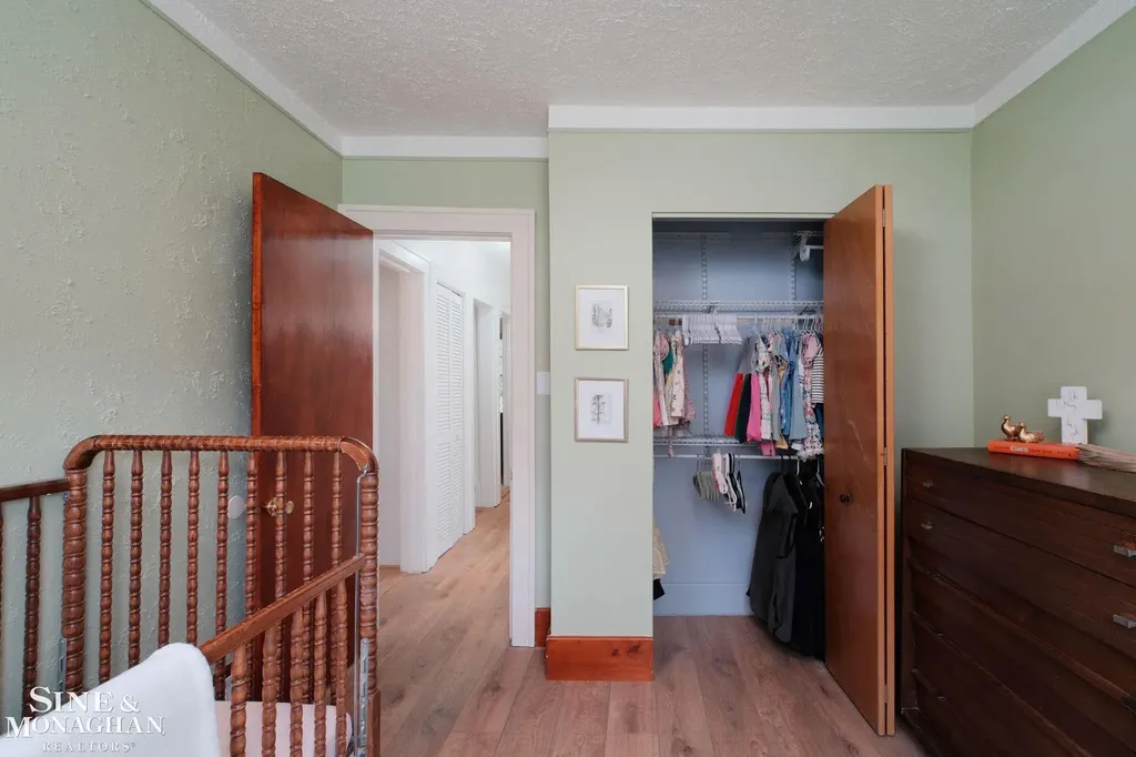 18083 Elizabeth Street Roseville City MI 48066