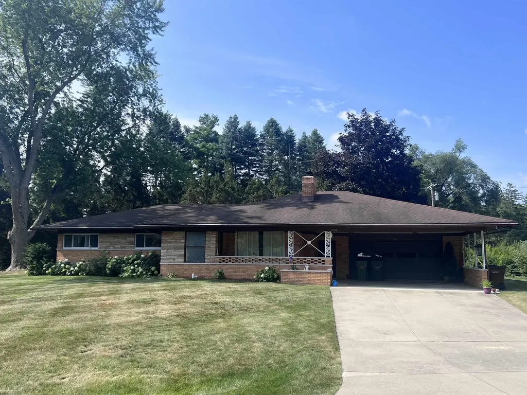 5156 Eastbrook Ct Court Shelby Charter Township MI 48316