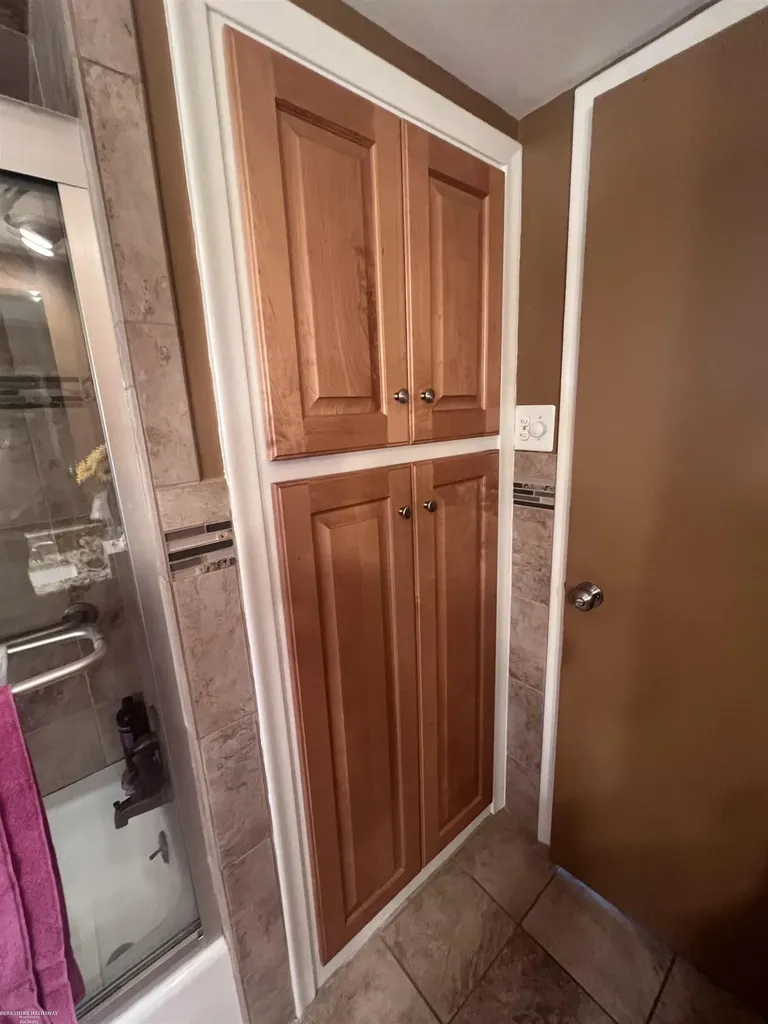 5156 Eastbrook Ct Court Shelby Charter Township MI 48316