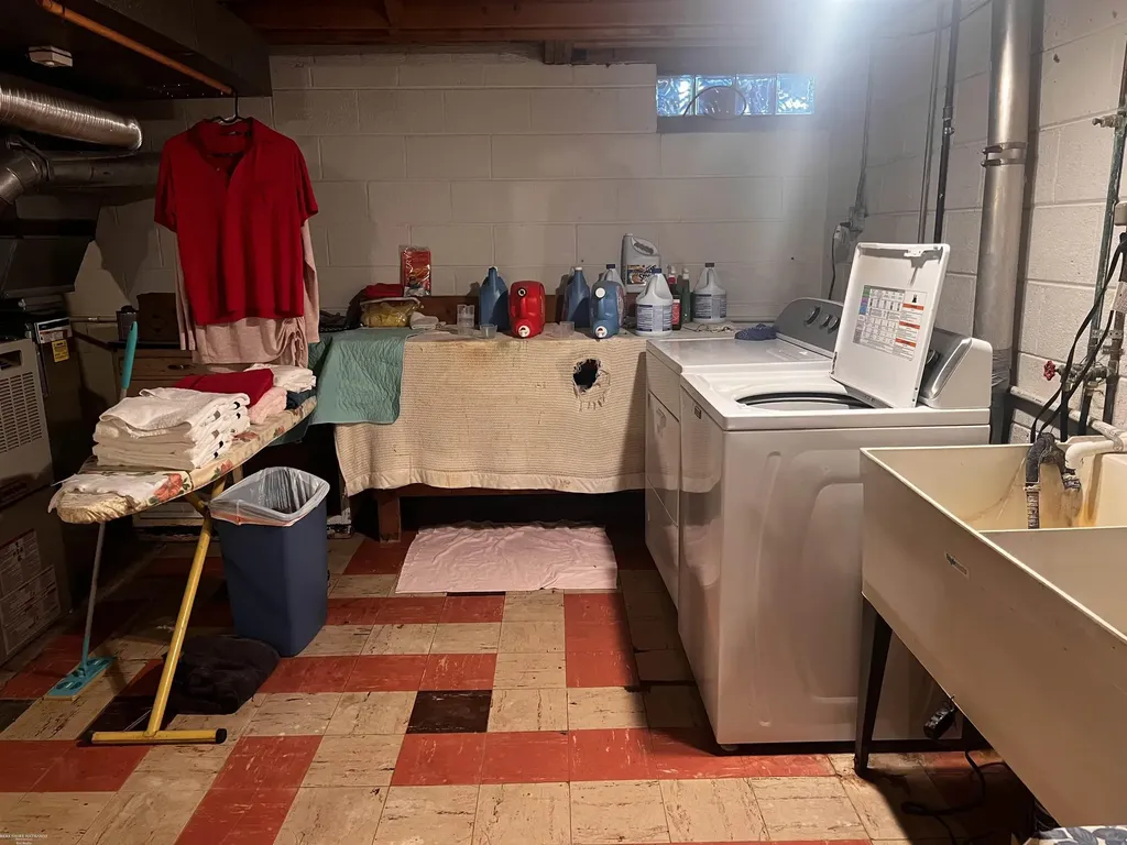 5156 Eastbrook Ct Court Shelby Charter Township MI 48316
