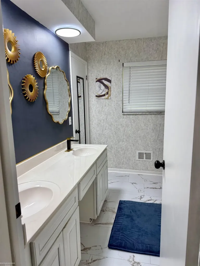 18908 Monica Drive Clinton Charter Township MI 48036