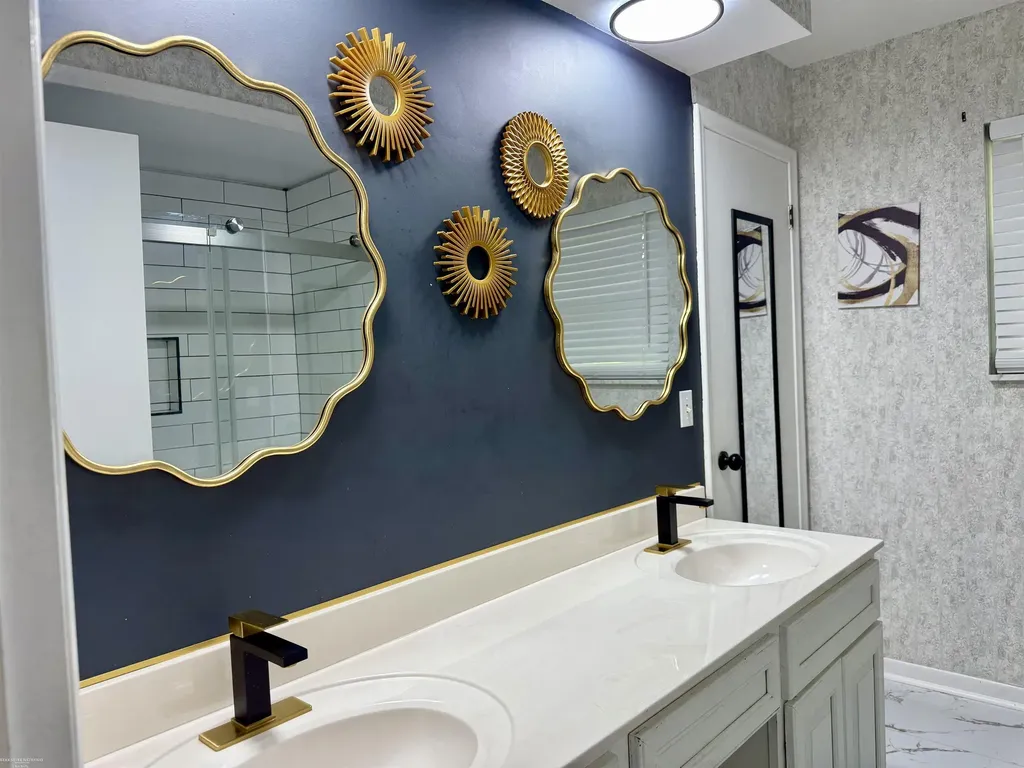 18908 Monica Drive Clinton Charter Township MI 48036