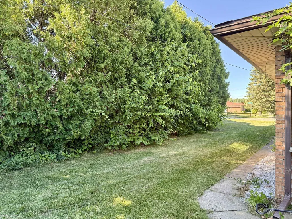 18908 Monica Drive Clinton Charter Township MI 48036