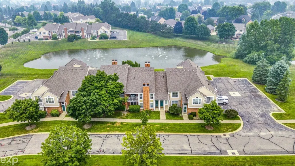 56634 Chesapeake Trail Shelby Charter Township MI 48316