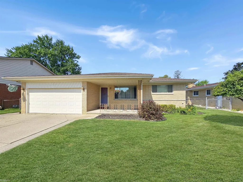 36203 La Marra Drive Sterling Heights City MI 48310