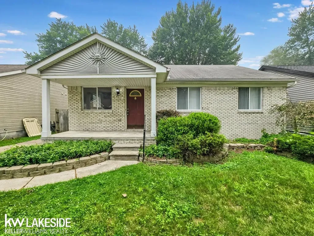 9314 Maple Road Clay Township MI 48001
