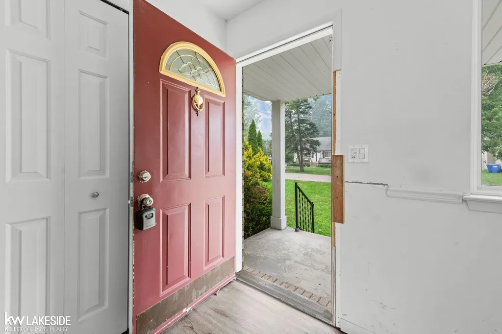 9314 Maple Road Clay Township MI 48001