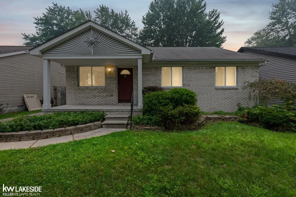 9314 Maple Road Clay Township MI 48001