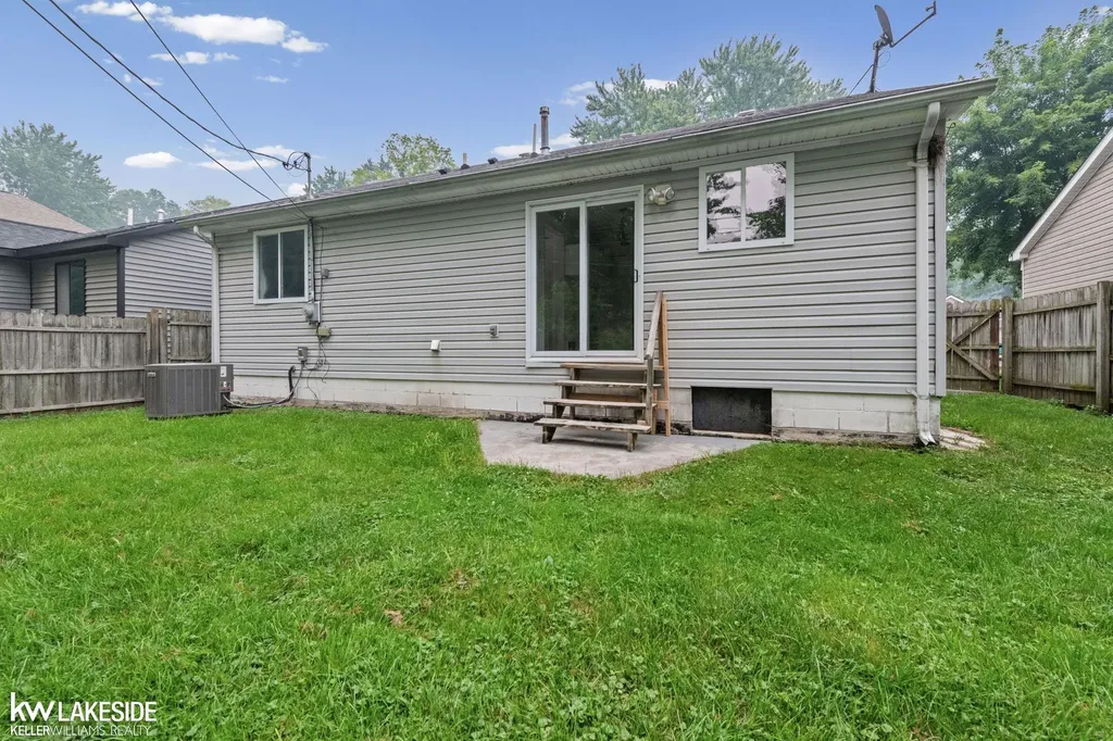 9314 Maple Road Clay Township MI 48001