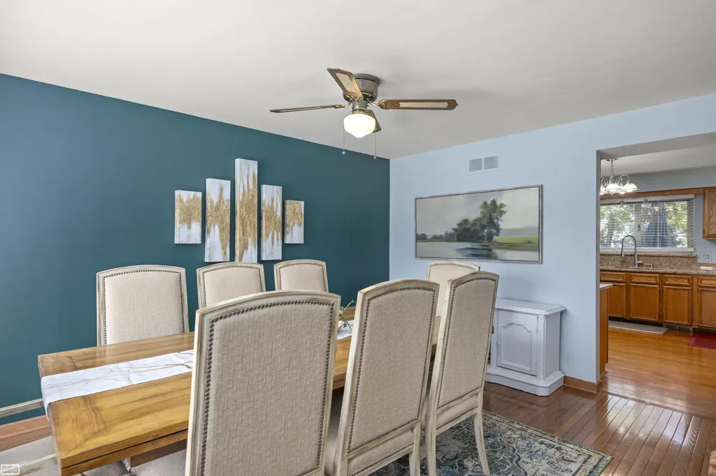 34346 Claudia Court Sterling Heights City MI 48310