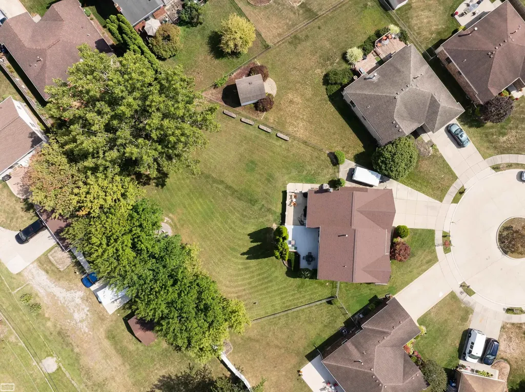 34346 Claudia Court Sterling Heights City MI 48310