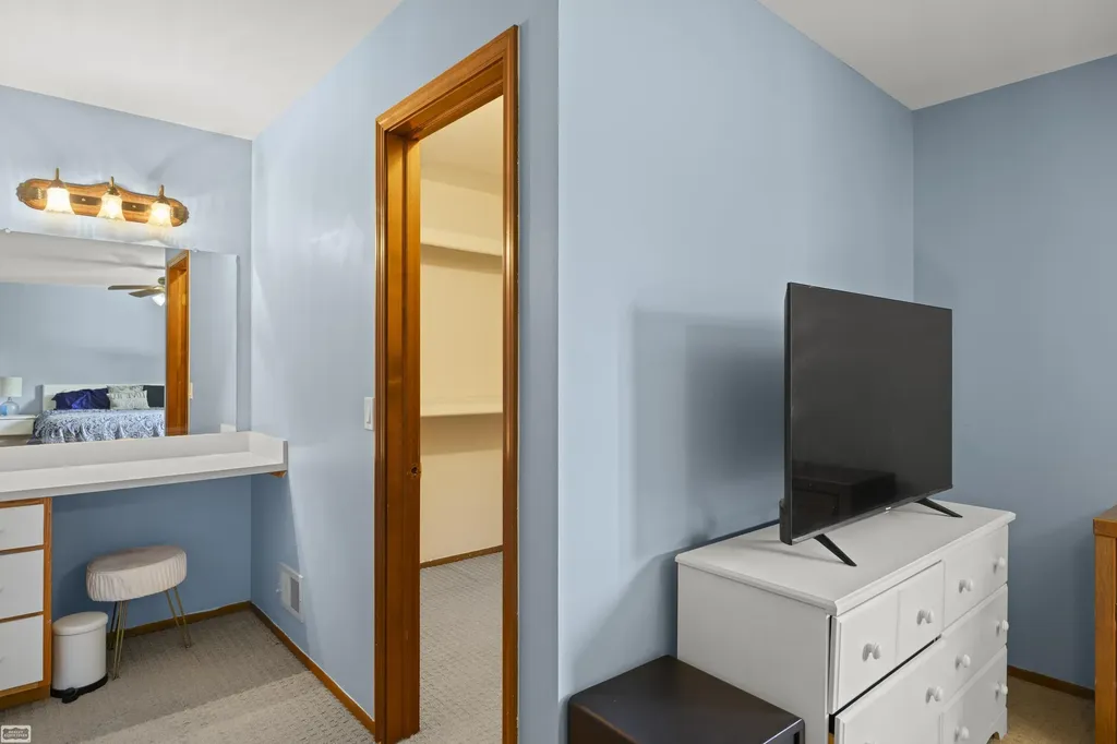34346 Claudia Court Sterling Heights City MI 48310
