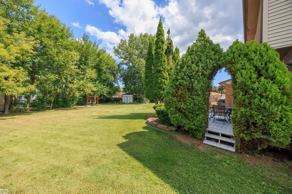 34346 Claudia Court Sterling Heights City MI 48310