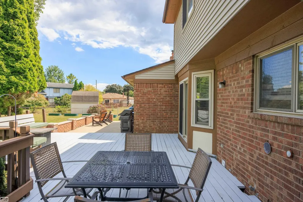 34346 Claudia Court Sterling Heights City MI 48310