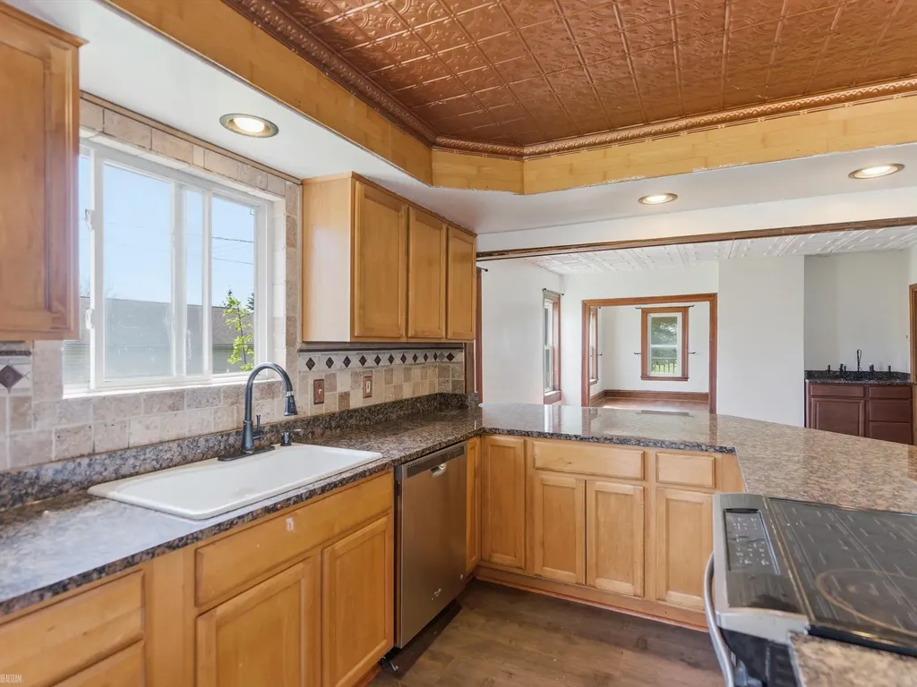 9497 Mcwain Road Grand Blanc Charter Township MI 48439