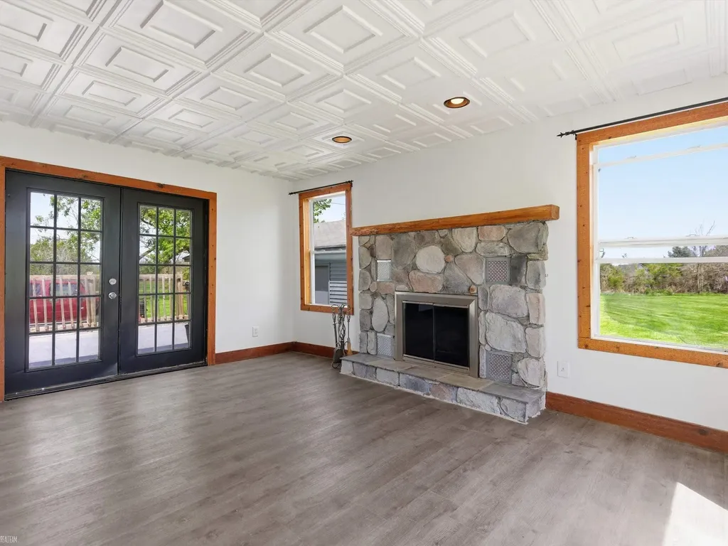 9497 Mcwain Road Grand Blanc Charter Township MI 48439