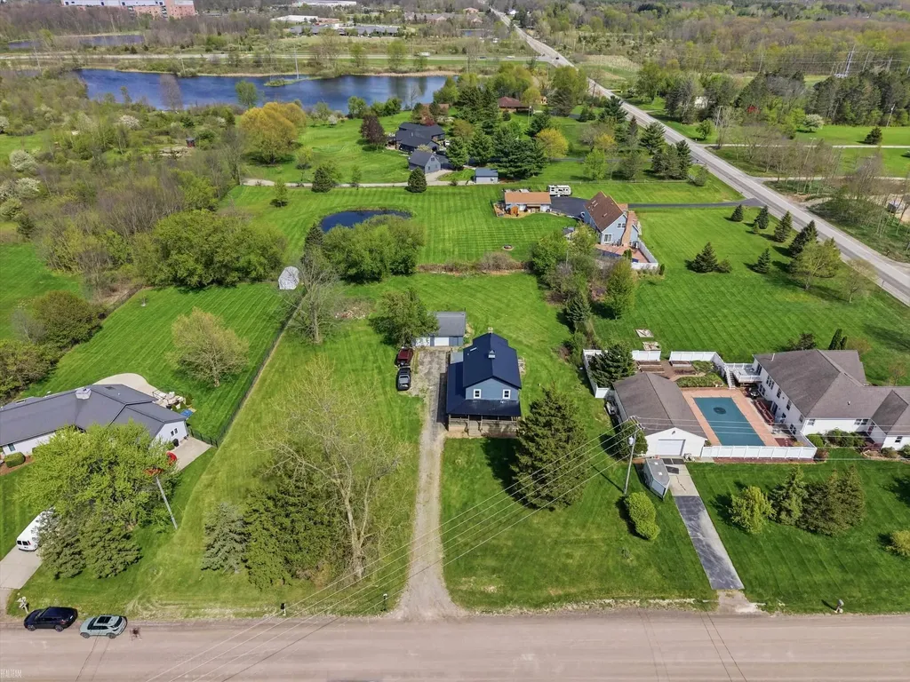9497 Mcwain Road Grand Blanc Charter Township MI 48439
