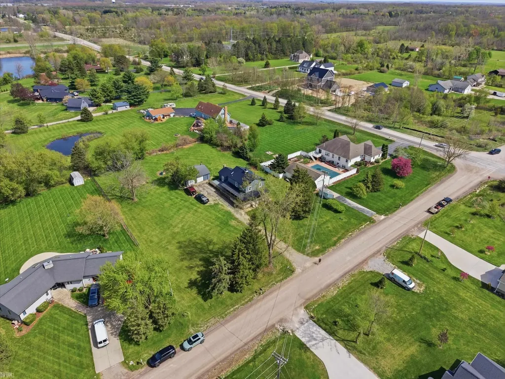 9497 Mcwain Road Grand Blanc Charter Township MI 48439