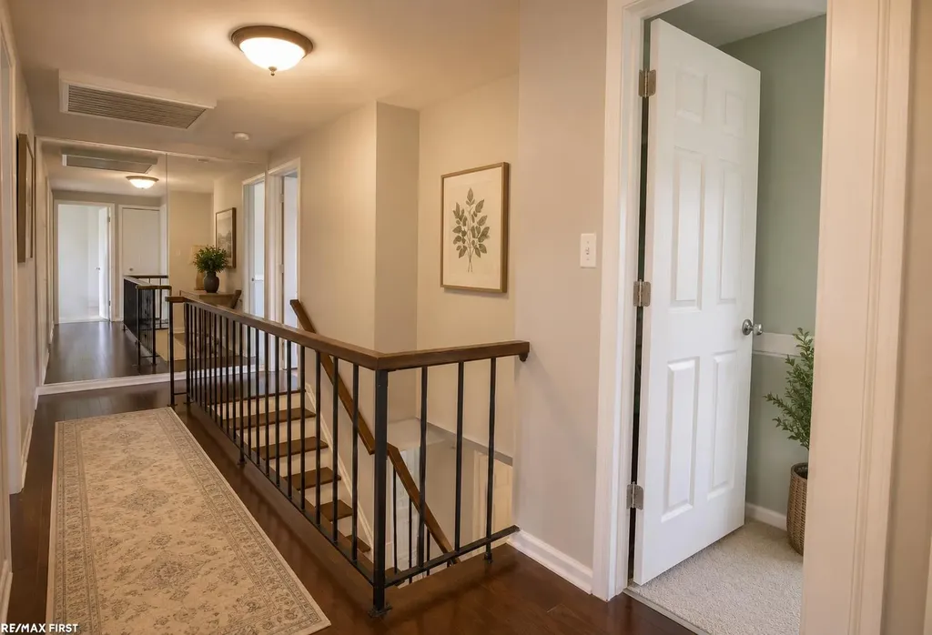 1083 Shallowdale Drive Troy City MI 48085