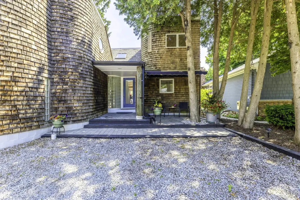 5397 Dallas Street Lexington Village MI 48450