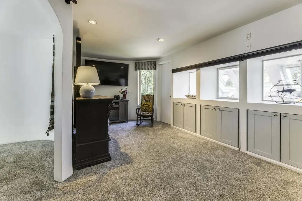 5397 Dallas Street Lexington Village MI 48450