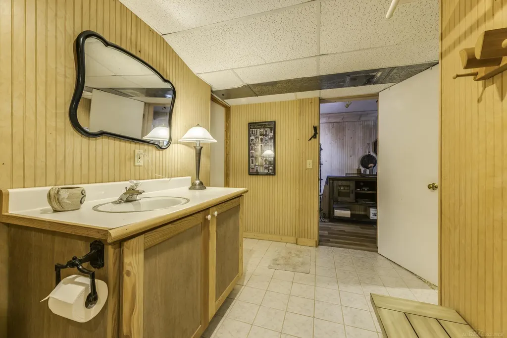 5397 Dallas Street Lexington Village MI 48450