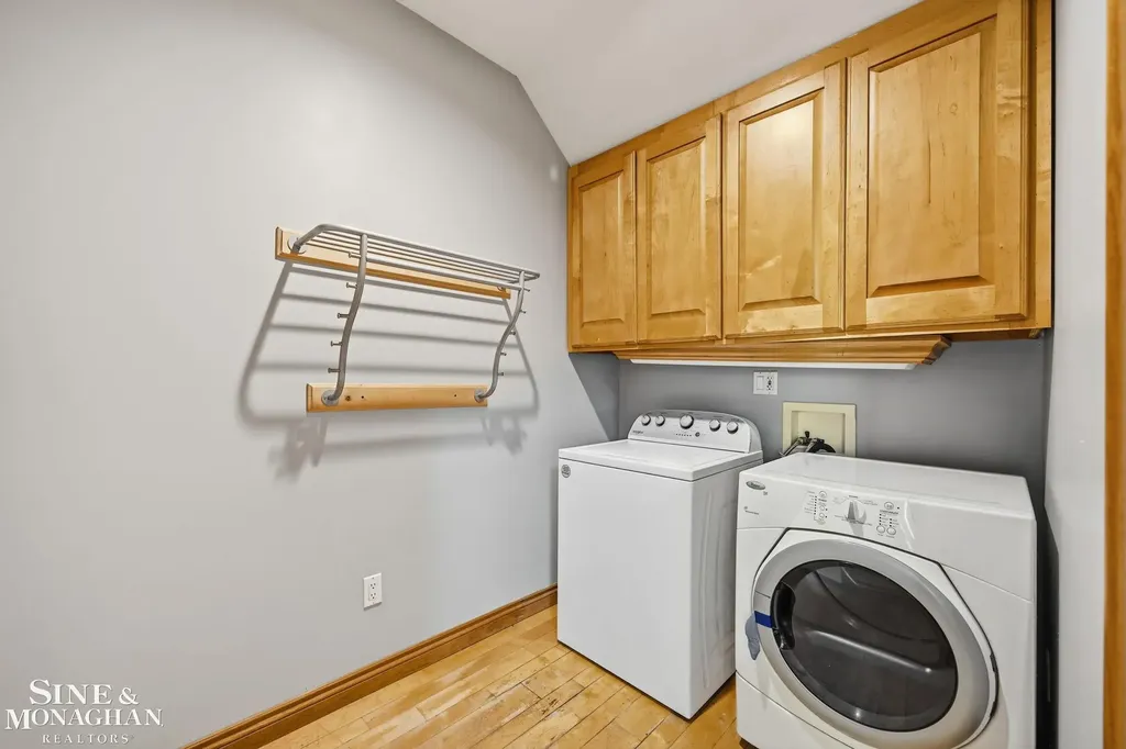 5950 Rosewood Parkway White Lake Charter Township MI 48383