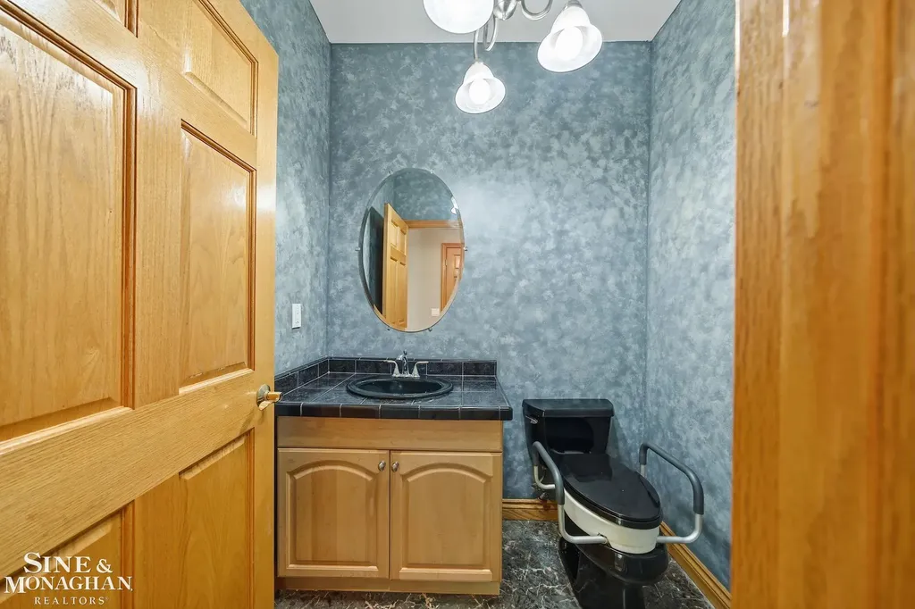 5950 Rosewood Parkway White Lake Charter Township MI 48383