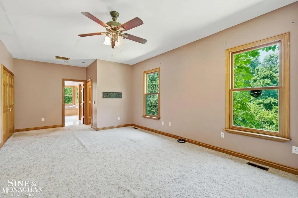 5950 Rosewood Parkway White Lake Charter Township MI 48383