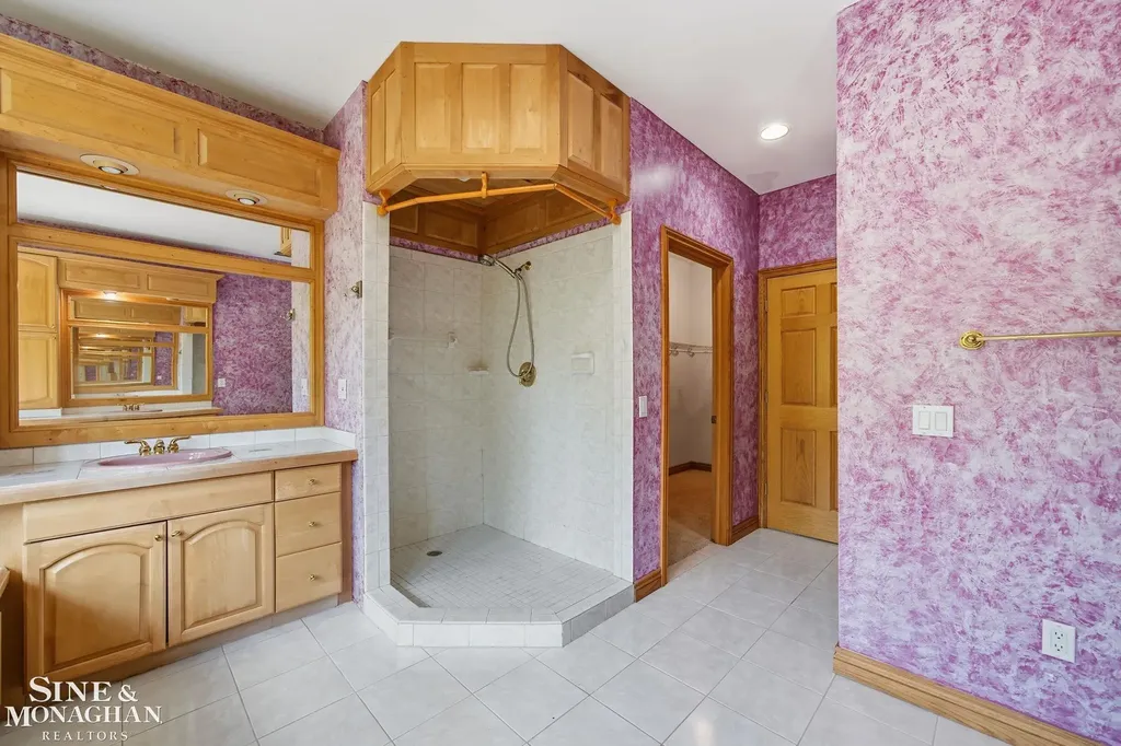 5950 Rosewood Parkway White Lake Charter Township MI 48383