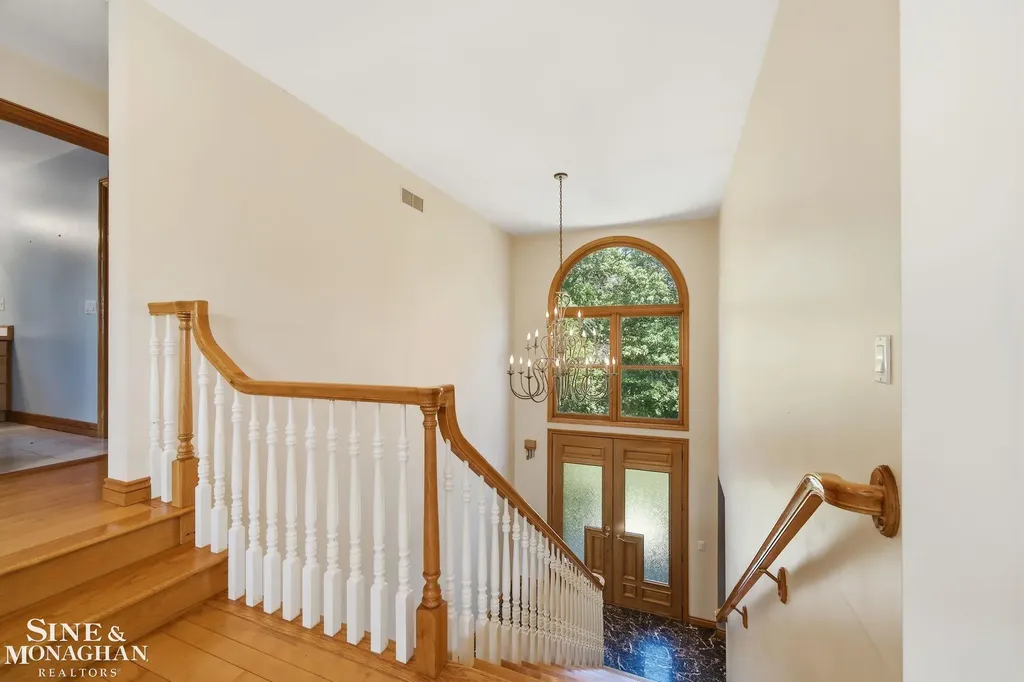 5950 Rosewood Parkway White Lake Charter Township MI 48383