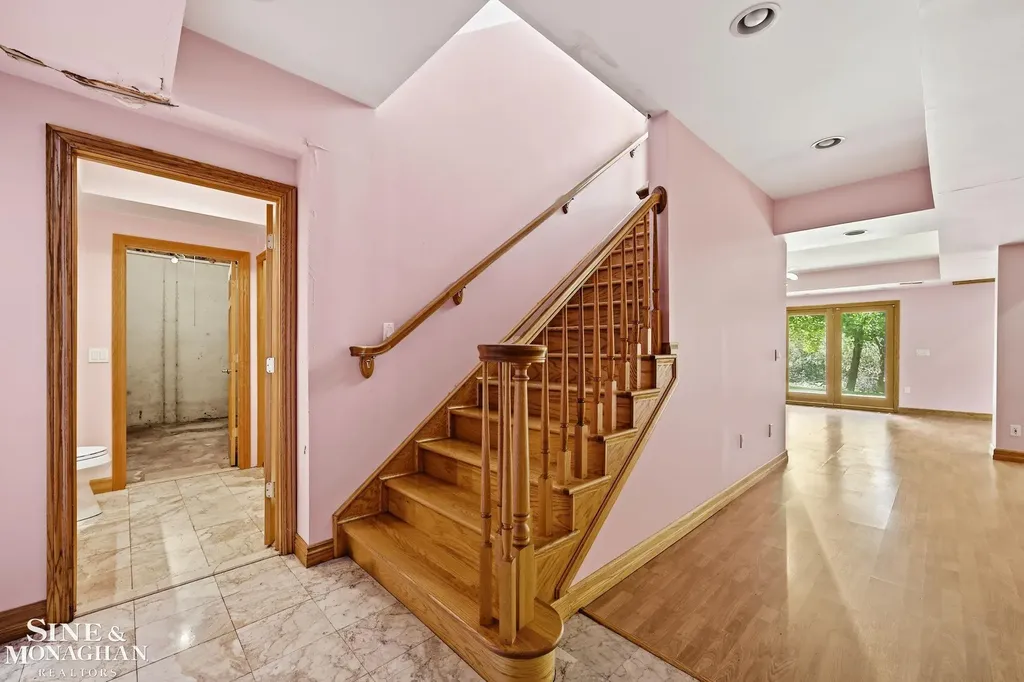 5950 Rosewood Parkway White Lake Charter Township MI 48383