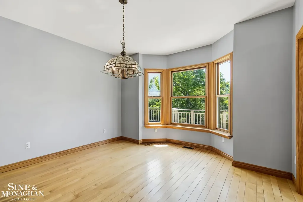 5950 Rosewood Parkway White Lake Charter Township MI 48383