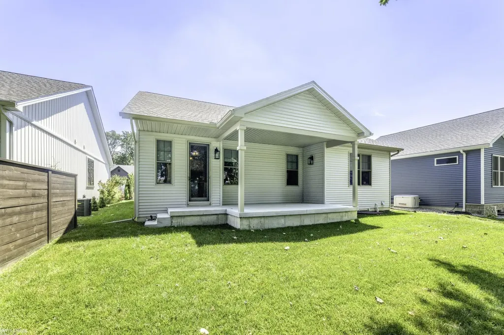 1211 Gator Avenue Port Huron City MI 48060