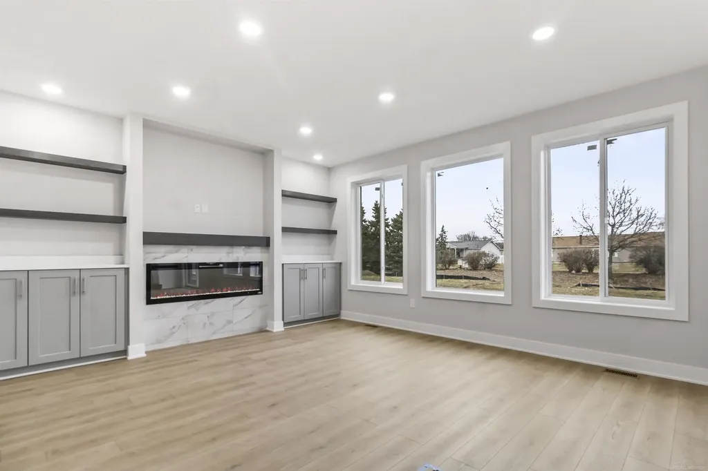 45573 Gable Drive Macomb Township MI 48088