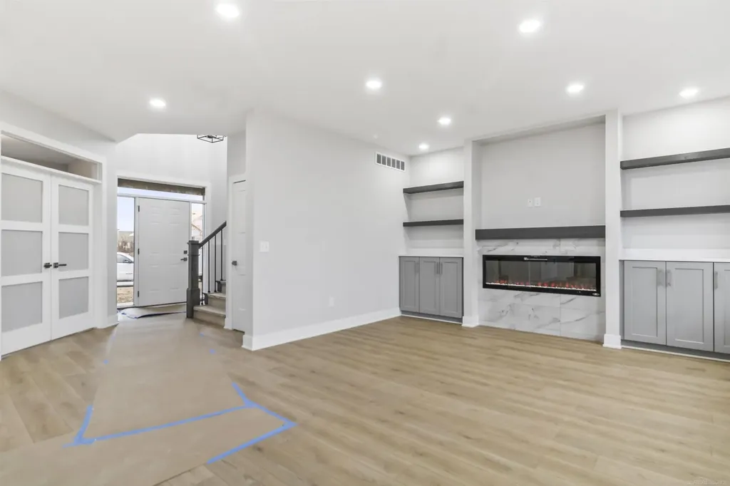 45573 Gable Drive Macomb Township MI 48088
